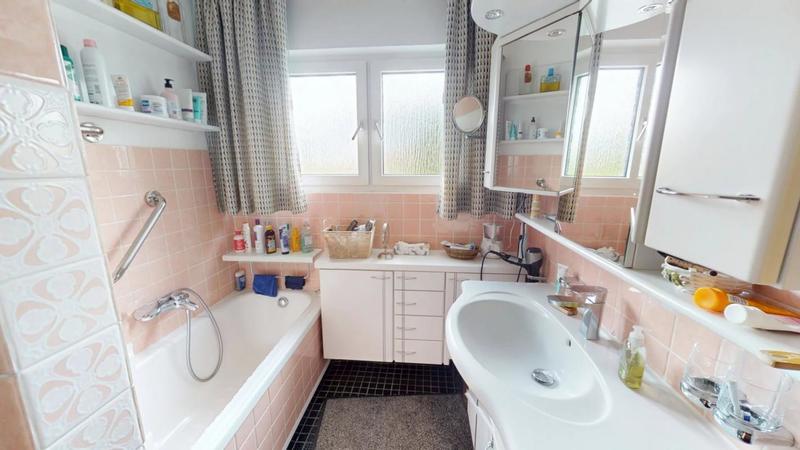 Maison - 192 m² - 5 pièces