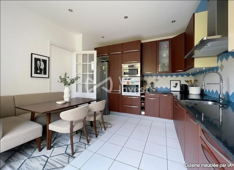 Maison - 183 m² - 10 pièces