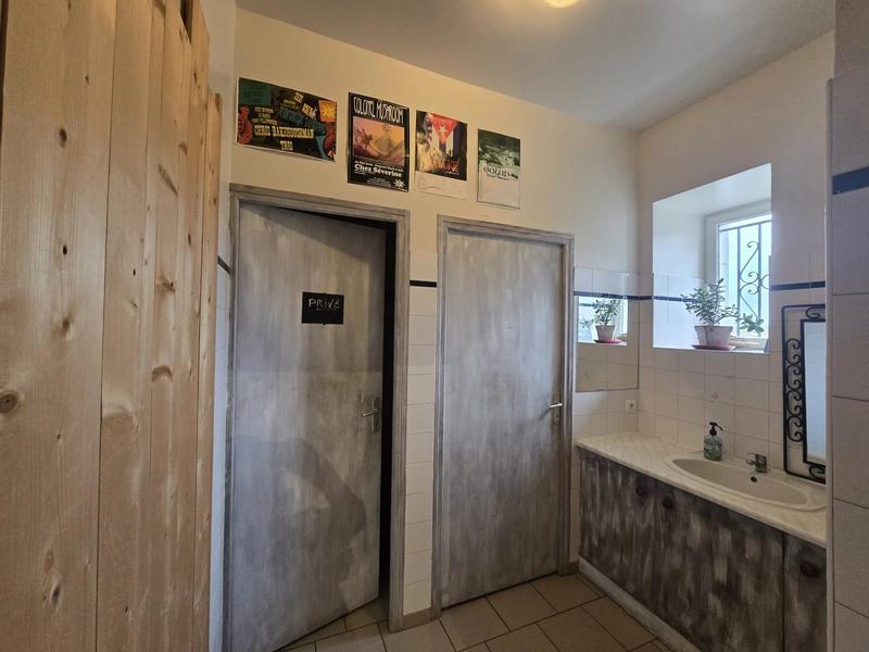 Fonds de commerce - 278 m²