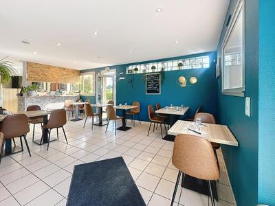 Local commercial - 92 m² - 4 pièces