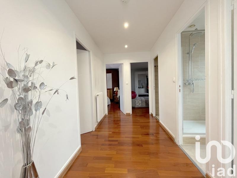 Maison - 187 m² - 7 pièces