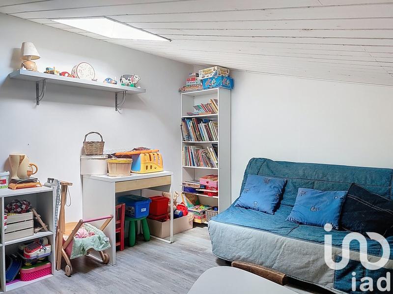 Maison - 225 m² - 10 pièces