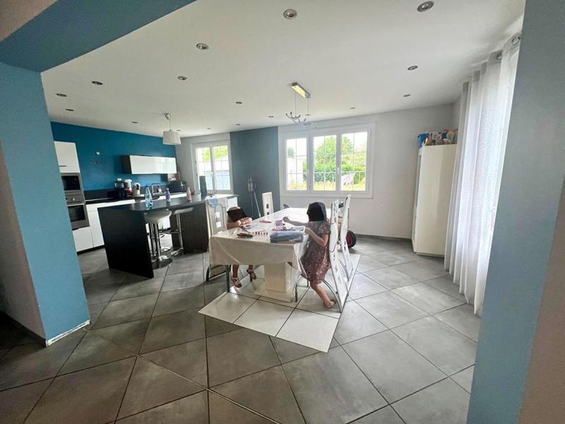 Maison - 163 m² - 5 pièces