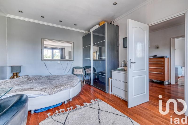 Maison - 431 m² - 9 pièces