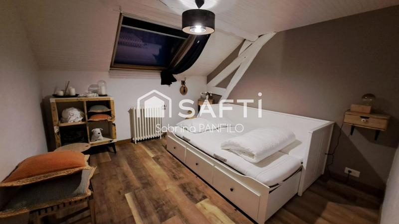 Maison - 200 m² - 9 pièces