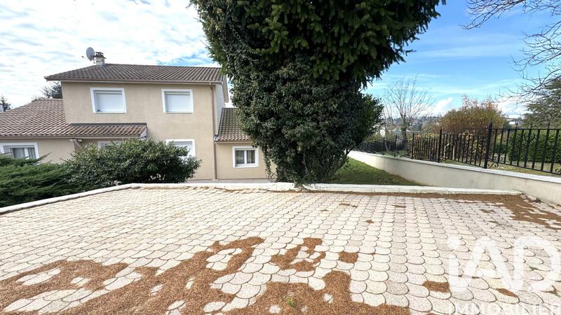 Maison - 186 m² - 6 pièces