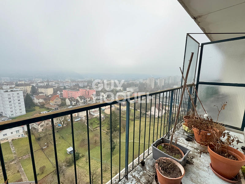 Appartement - 81 m² - 4 pièces