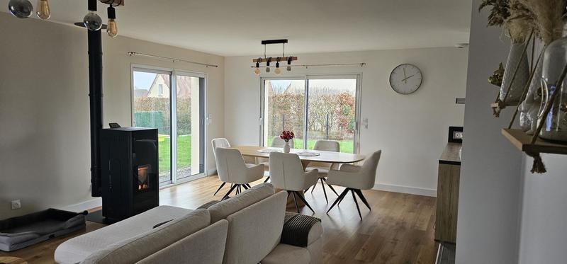 Maison - 102 m² - 4 pièces