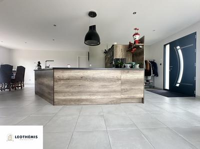 Maison - 103 m² - 4 pièces