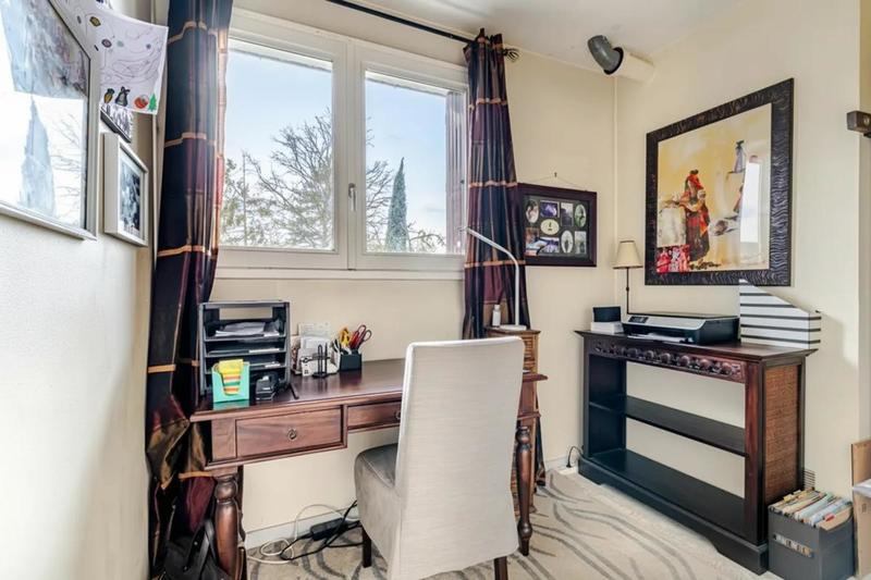 Maison - 230 m² - 9 pièces