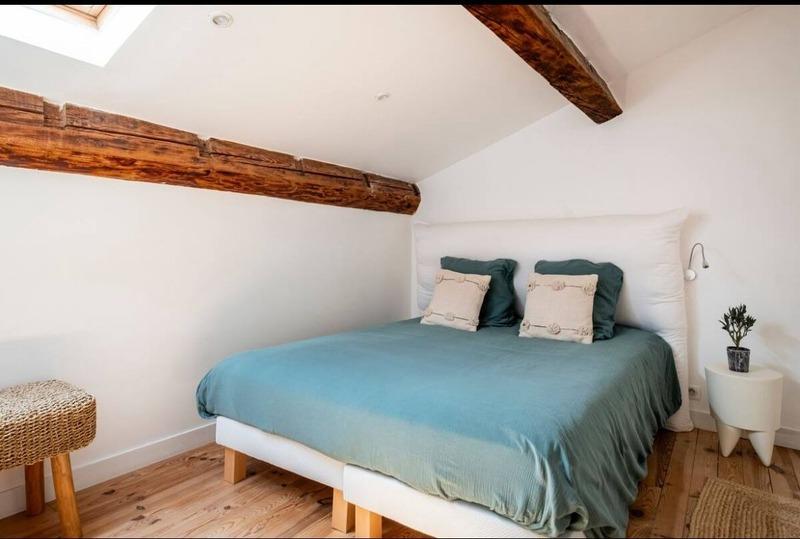 Maison - 390 m² - 17 pièces