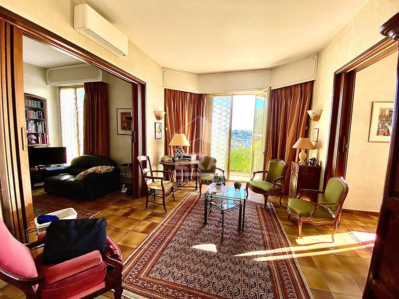 Maison - 144 m² - 6 pièces