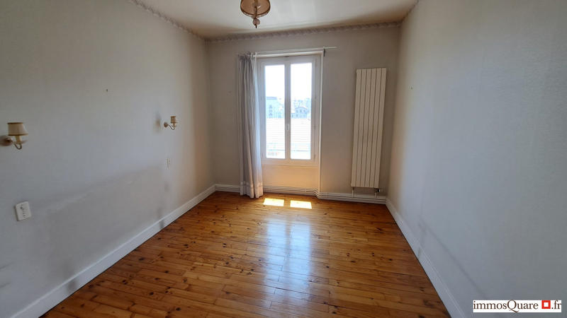 Appartement - 98 m² - 4 pièces