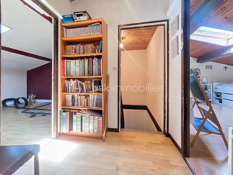 Maison - 200 m² - 7 pièces