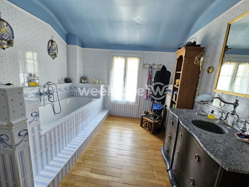 Maison - 133 m² - 6 pièces