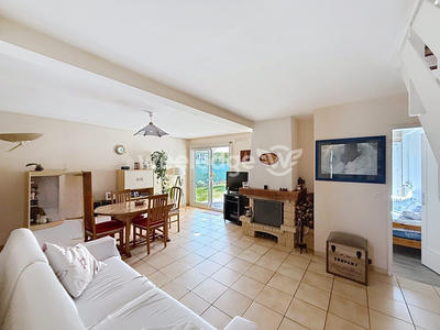 Maison - 101 m² - 5 pièces