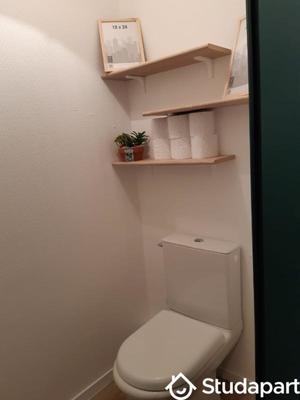 Chambre - 10 m² - 1 pièce