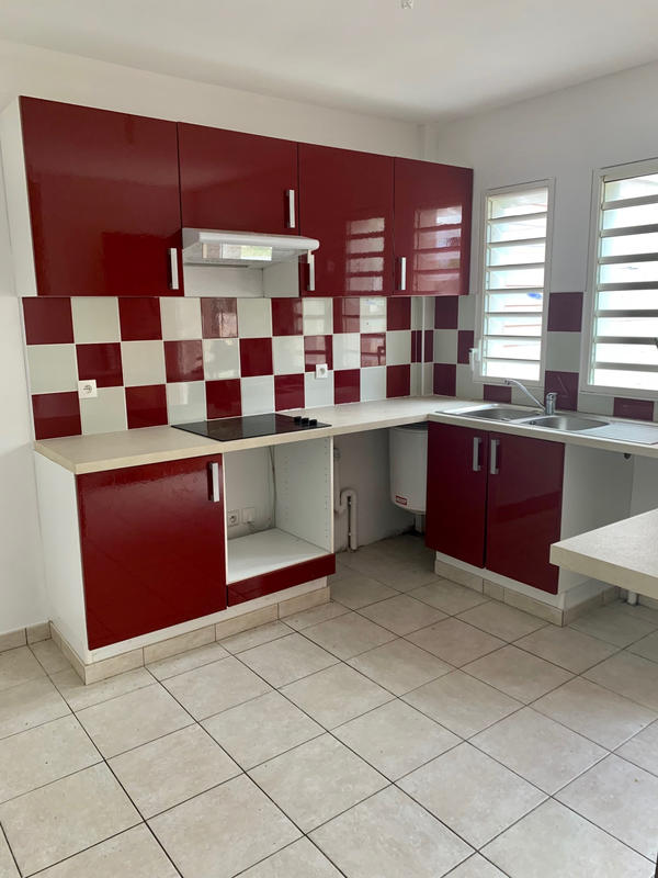 Maison - 76 m² - 4 pièces