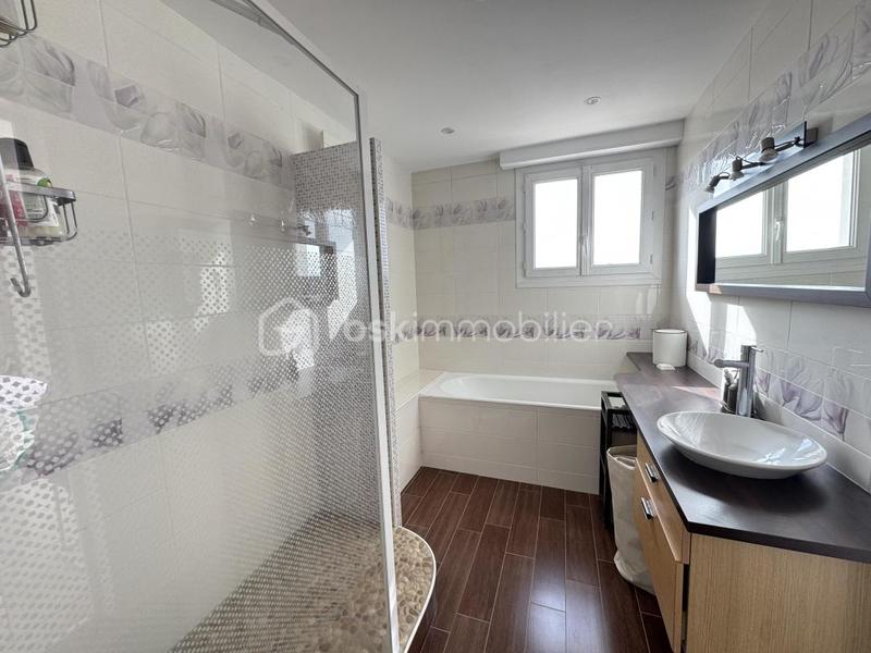 Appartement - 165 m² - 6 pièces