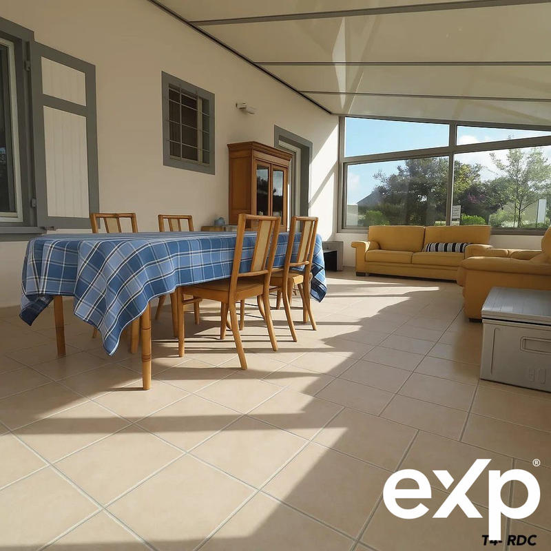 Maison - 175 m² - 10 pièces