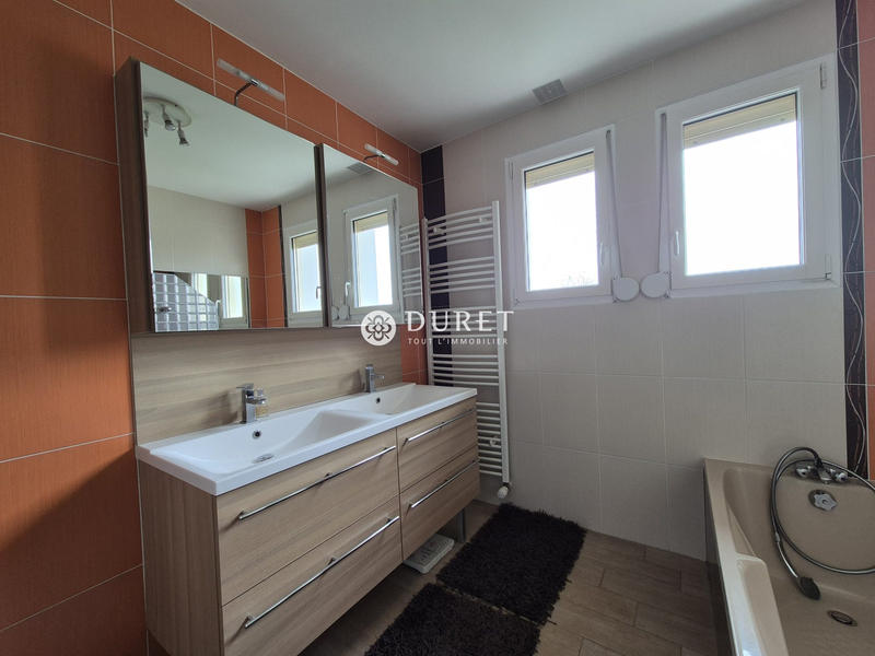 Maison - 146 m² - 7 pièces