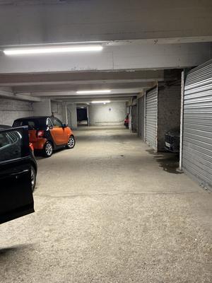 Parking / Garage - 15 m²