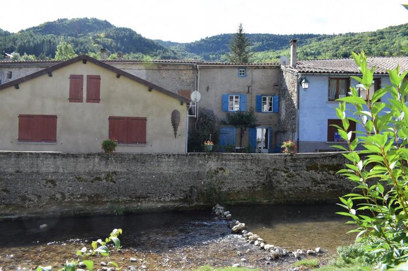 Maison - 85 m² - 6 pièces