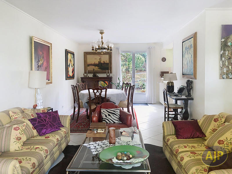 Maison - 137 m² - 6 pièces