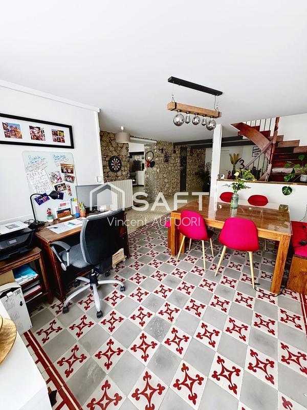 Maison - 198 m² - 7 pièces