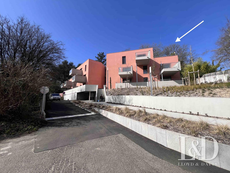 Appartement - 91 m² - 4 pièces