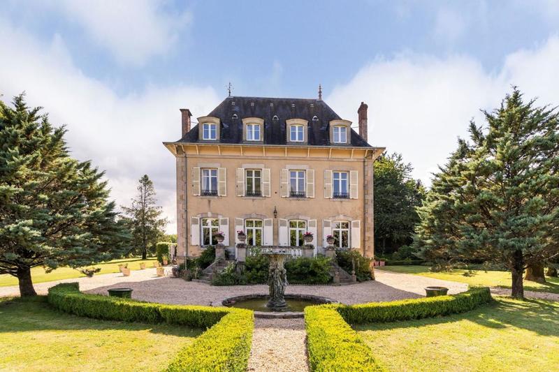 Demeure - 508 m² - 16 pièces