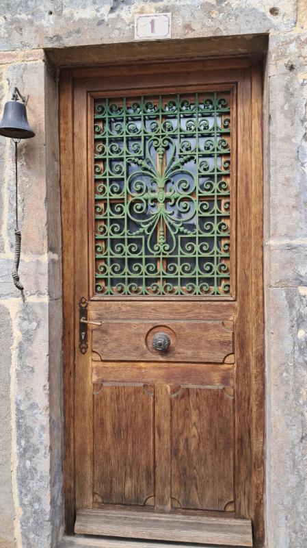 Maison en pierre - 150 m² - 8 pièces