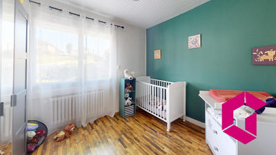 Maison - 90 m² - 4 pièces