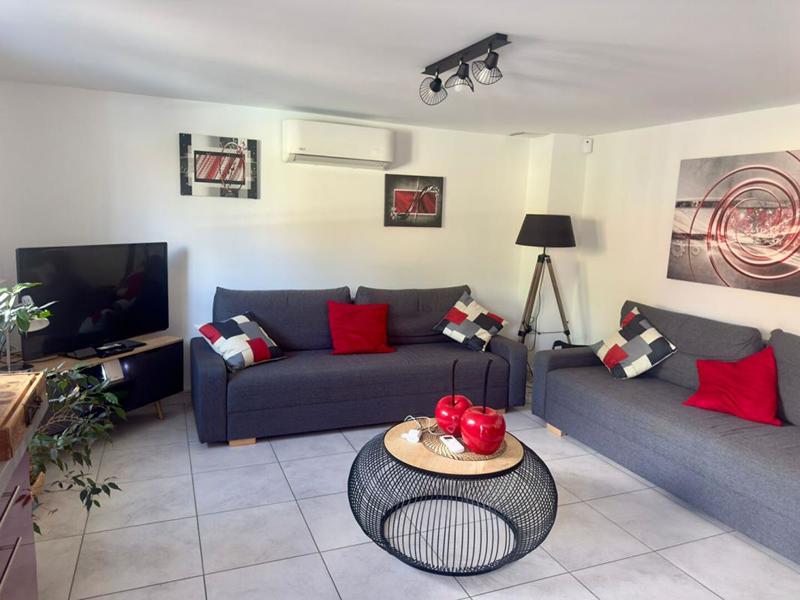 Maison - 185 m² - 8 pièces