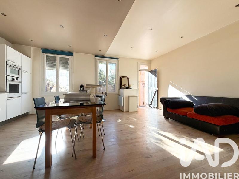 Appartement - 66 m² - 2 pièces