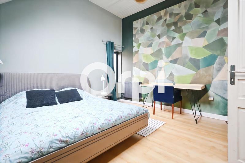 Maison - 243 m² - 5 pièces