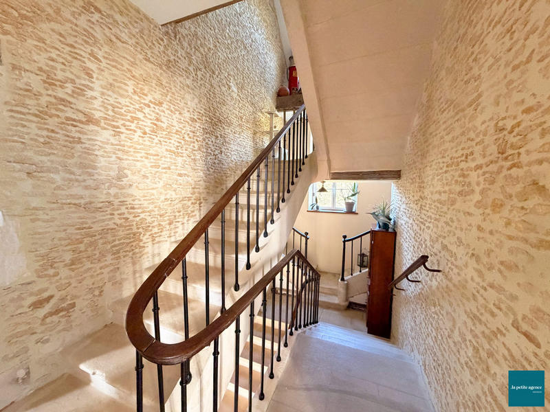 Maison ancienne - 242 m² - 10 pièces