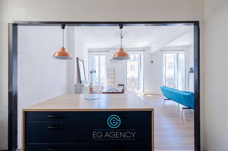 Appartement - 95 m² - 3 pièces