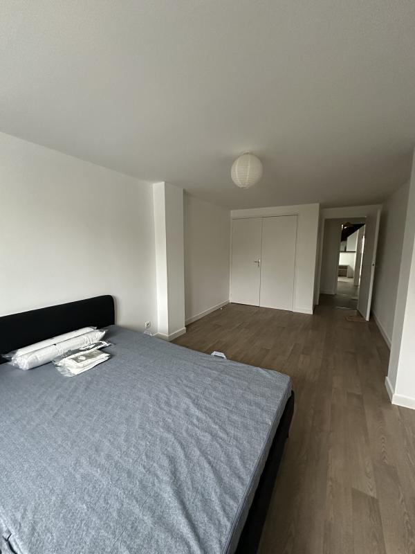 Appartement - 95 m² - 5 pièces