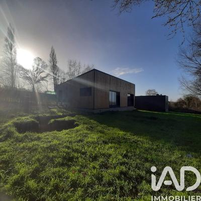 Maison - 80 m² - 3 pièces