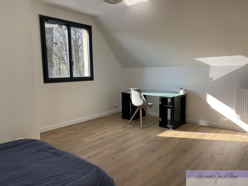 Maison - 195 m² - 7 pièces