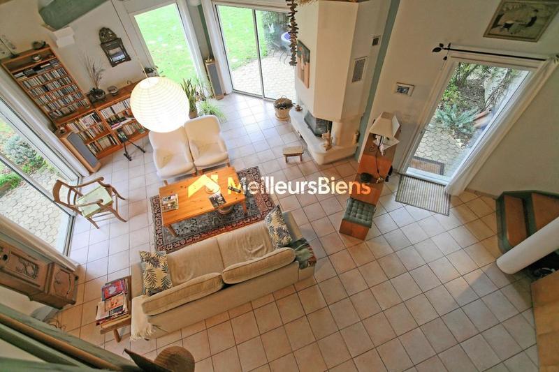 Villa - 161 m² - 7 pièces