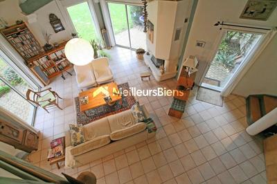 Villa - 161 m² - 7 pièces