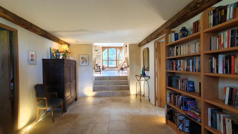 Propriété - 442 m² - 12 pièces