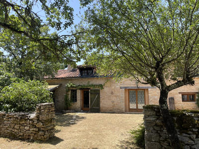 Maison - 221 m² - 11 pièces