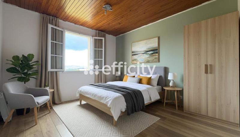 Maison - 149 m² - 8 pièces