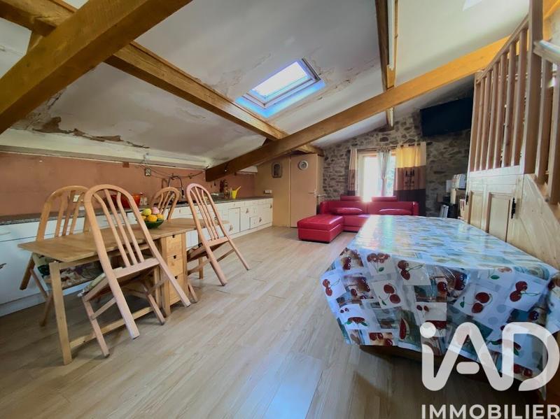 Maison - 98 m² - 4 pièces