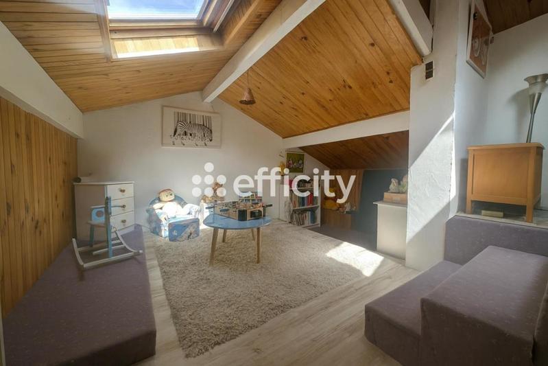 Villa - 290 m² - 5 pièces
