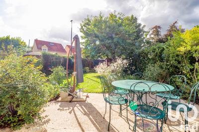 Maison - 156 m² - 8 pièces