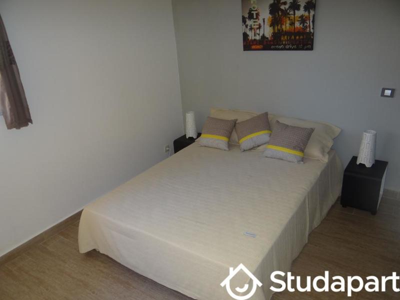 Chambre - 12 m² - 1 pièce